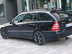 Schwarz Gebraucht 2004 Mercedes C200 Avantgarde Kombi | 3.000 € (Fairer Preis)