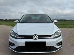Weiß Gebraucht 2018 VW Golf VII R-line Limousine | 17.900 € (Fairer Preis)