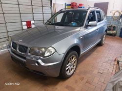 Grau Gebraucht 2005 BMW X3 Basis SUV | 1.800 € (Superpreis)
