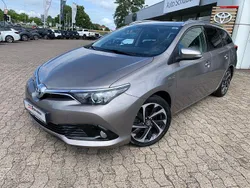 Beige Gebraucht 2016 Toyota Auris Touring Sports Design Kombi | 12.990 € (Fairer Preis)