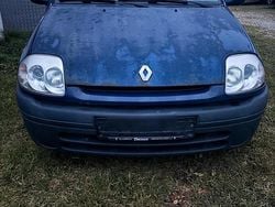 Blau Gebraucht 2001 Renault Clio Coupé | 500 € (Guter Preis)
