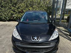 Schwarz Gebraucht 2007 Peugeot 207 Filou Limousine | 2.199 € (Fairer Preis)