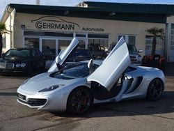 Silber Gebraucht 2012 McLaren MP4-12C Coupé | 95.950 €
