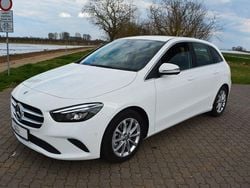 Weiß Gebraucht 2019 Mercedes B250 Progressive Van / Kleinbus | 22.499 € (Guter Preis)