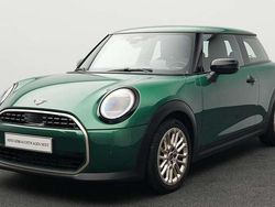 Grün Gebraucht 2024 Mini Cooper Favoured Kleinwagen | 26.790 € (Fairer Preis)