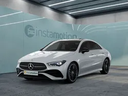 Weiß Gebraucht 2024 Mercedes CLA180 Limousine | 37.434 €