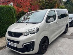 Grau Gebraucht 2018 Peugeot Traveller Van / Kleinbus | 14.900 € (Superpreis)