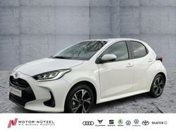 Weiß Neu 2025 Toyota Yaris Hybrid Limousine | 22.430 € (Superpreis)