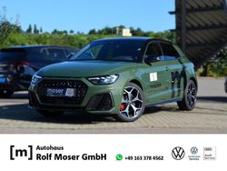 Distriktgrün metallic Gebraucht 2024 Audi A1 Sportback S-Line Kleinwagen | 38.890 €