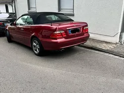 Rot Gebraucht 2001 Mercedes CLK320 Cabrio | 3.799 € (Superpreis)