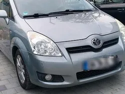 Grau Gebraucht 2008 Toyota Corolla Verso Van / Kleinbus | 6.200 € (Etwas zu teuer)