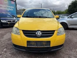 Gelb Gebraucht 2005 VW Fox Basis Kleinwagen | 1.100 € (Guter Preis)