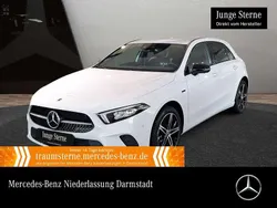 Weiß Gebraucht 2021 Mercedes A250 Progressive Limousine | 26.890 € (Fairer Preis)