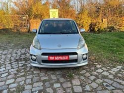 Silber Gebraucht 2005 Daihatsu Sirion Kleinwagen | 1.299 € (Guter Preis)