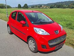 Rot Gebraucht 2010 Peugeot 107 Kleinwagen | 2.700 € (Fairer Preis)