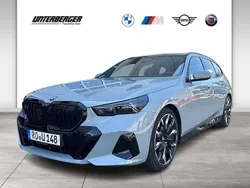 Grau Gebraucht 2025 BMW 540 M Sport Kombi | 79.990 € (Guter Preis)