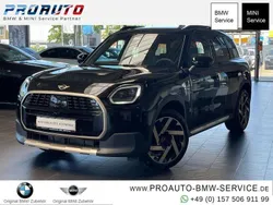 Schwarz Gebraucht 2024 Mini Countryman Favoured SUV | 40.900 € (Fairer Preis)