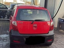 Rot Gebraucht 2011 Hyundai i10 Kleinwagen | 1.650 €