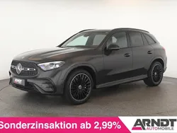 Grau Gebraucht 2023 Mercedes GLC300 Advanced SUV | 53.884 € (Etwas zu teuer)