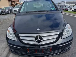 Mercedes B200