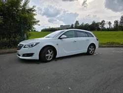 Weiß Gebraucht 2014 Opel Insignia OPC Kombi | 8.999 € (Fairer Preis)