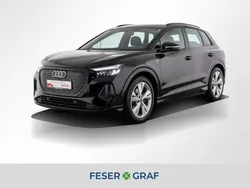 Mythosschwarz metallic Gebraucht 2022 Audi Q4 e-tron Basis SUV | 25.880 € (Fairer Preis)