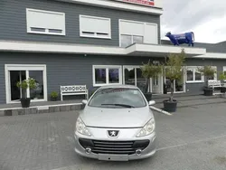 Grau Gebraucht 2008 Peugeot 307 | 2.000 € (Etwas zu teuer)
