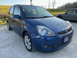 Blau Gebraucht 2008 Ford Fiesta Kleinwagen | 1.900 € (Fairer Preis)