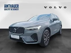 Platinum grey / metallic Gebraucht 2018 Volvo XC60 Plus SUV | 37.930 €
