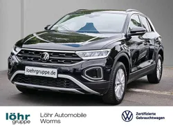 Deep black perleffekt Gebraucht 2024 VW T-Roc Life SUV | 24.980 € (Superpreis)
