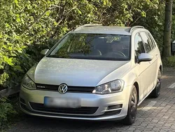 Silber Gebraucht 2016 VW Golf VII Trendline Kombi | 9.700 € (Fairer Preis)