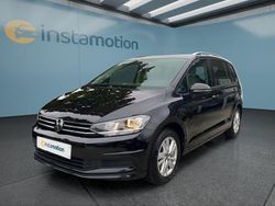 Schwarz Gebraucht 2024 VW Touran Van / Kleinbus | 31.699 € (Fairer Preis)