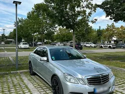 Grau Gebraucht 2011 Mercedes E220 Avantgarde Limousine | 12.000 € (Fairer Preis)