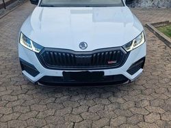 Weiß Gebraucht 2021 Skoda Octavia RS Kombi | 28.200 € (Fairer Preis)