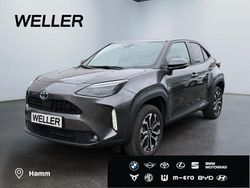 Grau Gebraucht 2024 Toyota Yaris Cross Team SUV | 26.180 € (Etwas zu teuer)