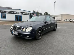 Schwarz Gebraucht 2006 Mercedes E420 Limousine | 12.000 €