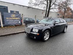 Schwarz Gebraucht 2006 Chrysler 300C Touring Kombi | 1.500 €