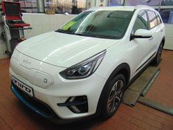 (swp) snow white pearl Gebraucht 2022 Kia e-Niro Spirit SUV | 20.990 € (Fairer Preis)