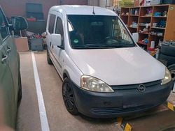 Weiß Gebraucht 2008 Opel Combo Abholung | 2.350 € (Teuer)