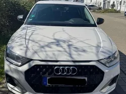 Weiß Gebraucht 2022 Audi A1 Kleinwagen | 21.500 € (Fairer Preis)
