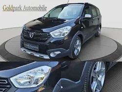 Schwarz Gebraucht 2019 Dacia Lodgy Stepway Van / Kleinbus | 12.990 € (Fairer Preis)