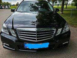 Schwarz Gebraucht 2010 Mercedes E300 Avantgarde Kombi | 5.900 € (Superpreis)