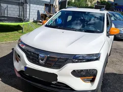 Weiß Gebraucht 2022 Dacia Spring Kleinwagen | 12.000 € (Fairer Preis)