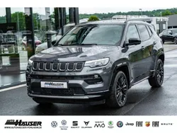 Graphite grey metallic) (grau Gebraucht 2024 Jeep Compass SUV | 28.895 € (Superpreis)