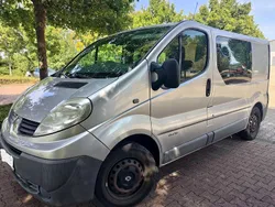 Silber Gebraucht 2011 Renault Trafic Van | 18.500 €