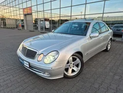 Silber Gebraucht 2004 Mercedes E240 Avantgarde Limousine | 8.990 €