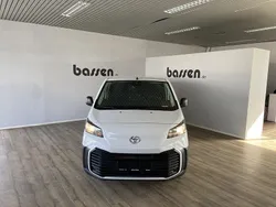 Weiß Neu 2025 Toyota Proace Van | 31.654 € (Fairer Preis)