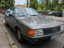 Beige Gebraucht 1987 Audi 100 Limousine | 3.900 €