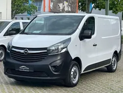 Weiß Gebraucht 2016 Opel Vivaro Van | 9.499 € (Fairer Preis)