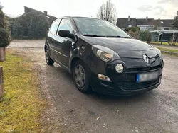 Schwarz Gebraucht 2012 Renault Twingo Kleinwagen | 2.950 €